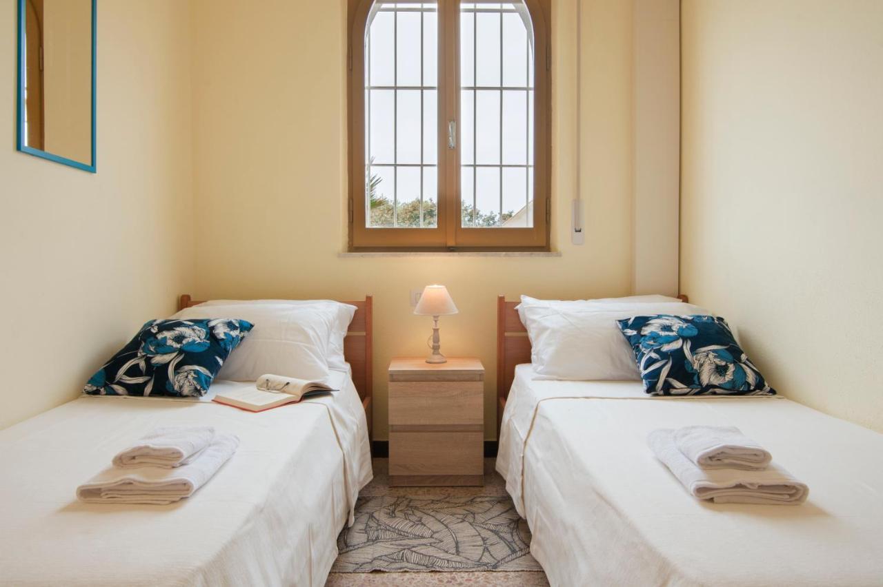 Villa Horus San Giovanni Sinis - Villa Sul Mare Con Grande Giardino Privato ซาน จิโอวานนิ ดิ ซินิส ภายนอก รูปภาพ